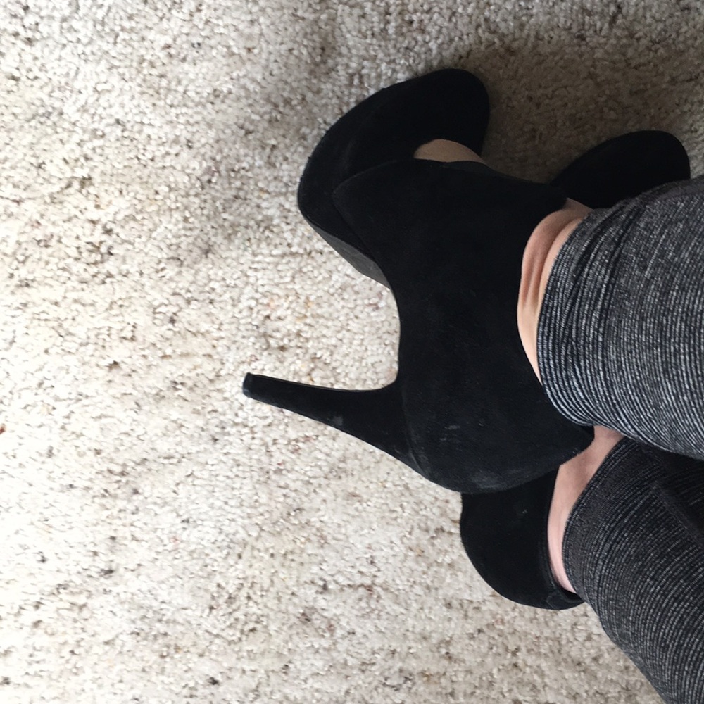 Heels - Picture 5 of 5
